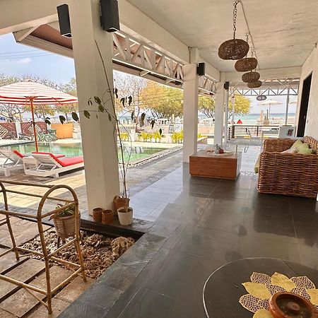 La Villa กีลีตราวางัน ภายนอก รูปภาพ